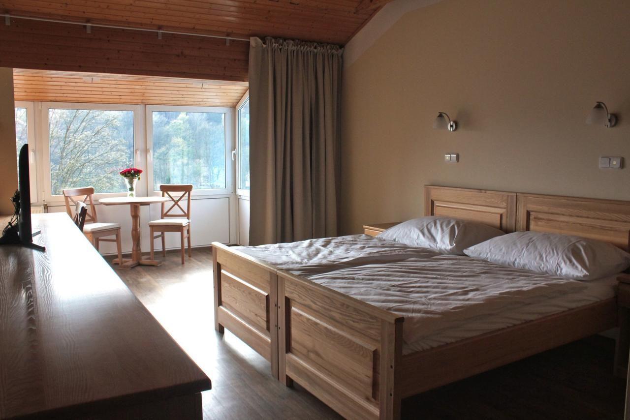 Hotel Orix Яхимів Екстер'єр фото